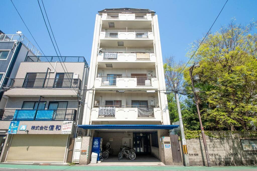 شقة Sanacion Motomachi 7 なんばで150平米の広々空間 最大14名 Netflix見れます أوساكا المظهر الخارجي الصورة